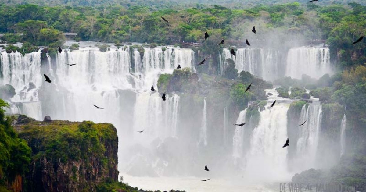 Coronavirus: Brasil reabrió al público las cataratas del Iguazú
