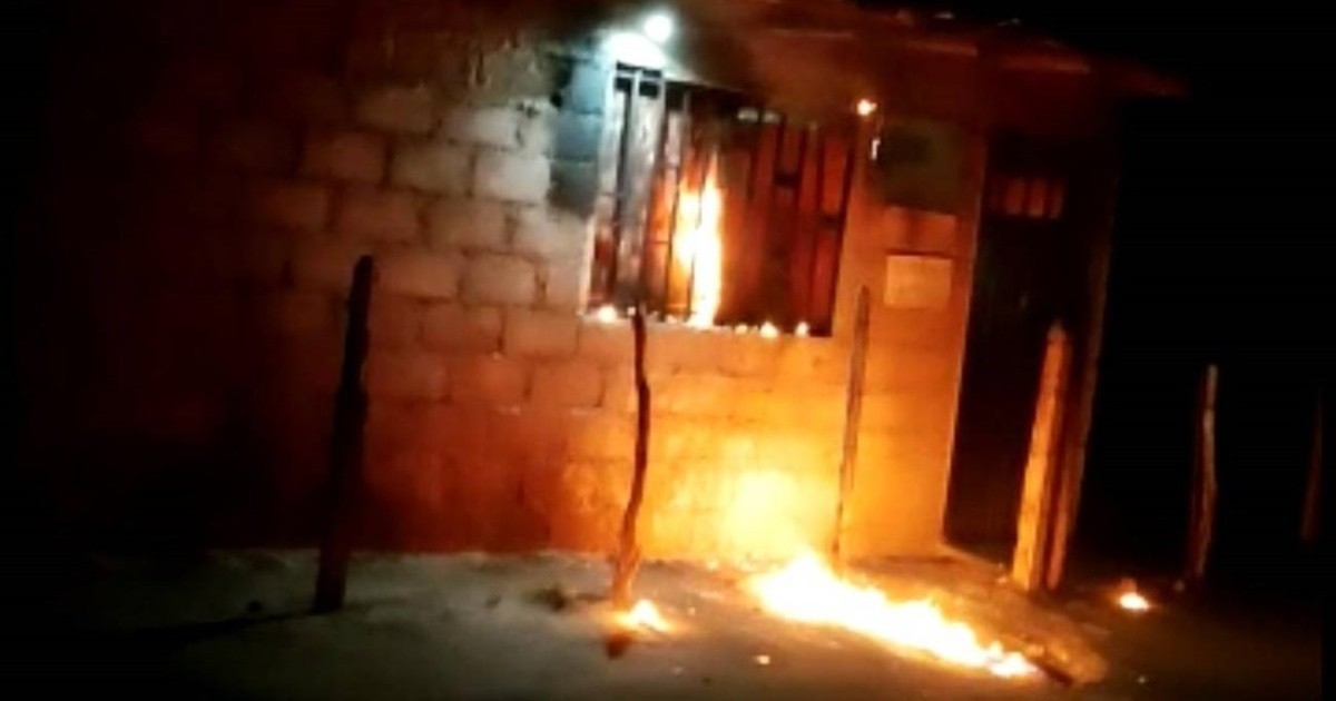 Denuncian la quema de un comedor comunitario en San Luis