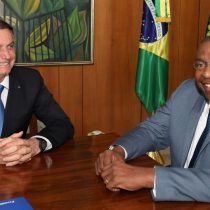 Dimite ministro de Educación de Brasil por entregar falso currículum