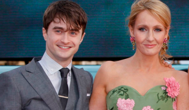 Fans saborean respuesta de Daniel Radcliffe a J.K. Rowling por comentario hacia mujeres trans