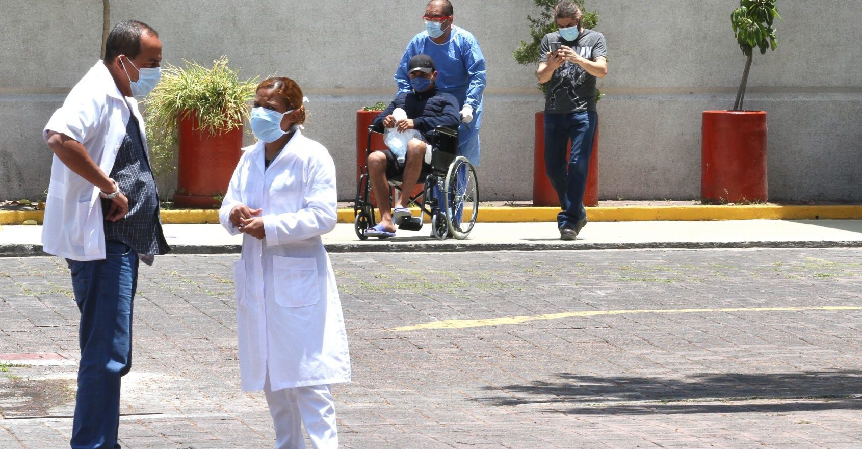 Médicos cubanos son explotados en misiones por el mundo: ONU