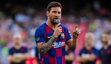 Messi sigue al margen, pero pisa el césped: “¡Cómo extrañaba el Camp Nou!”