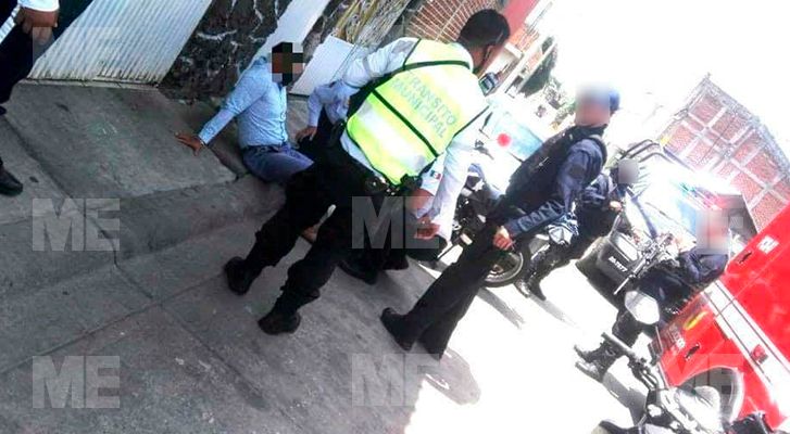 Motociclista es baleado en intento de asalto en Uruapan
