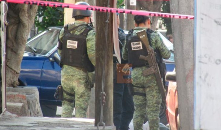 Pistolero es detenido tras disparar contra guardias nacionales en Salvador Escalante, Michoacán