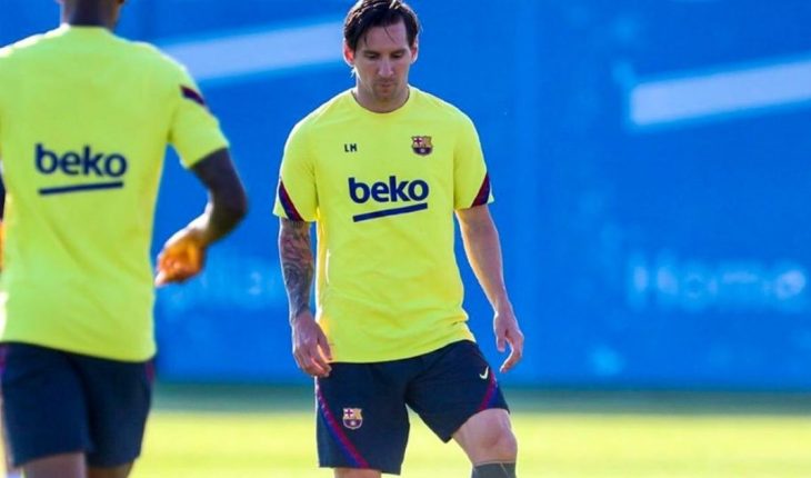 Quique Setién calmó los rumores: “Messi está al cien por cien”