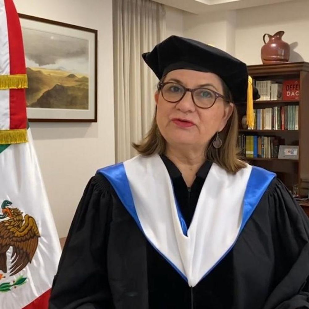 Recibe Honoris Causa Embajadora de México, Martha Bárcena