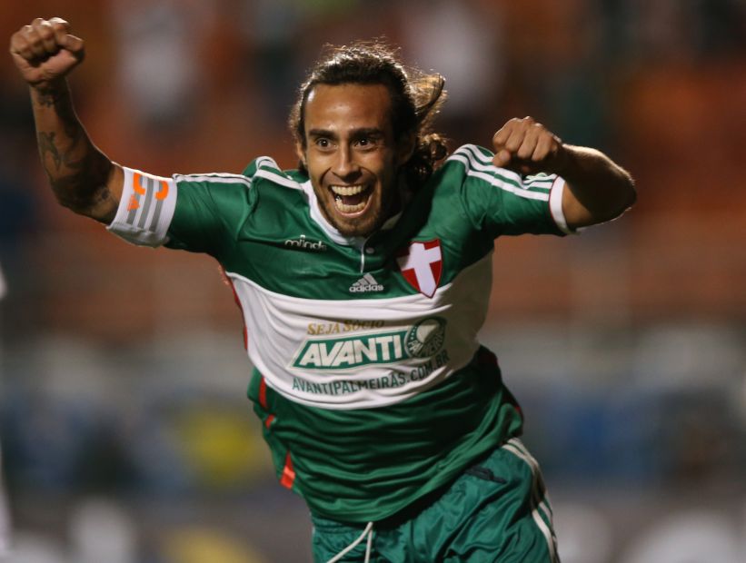 Valdivia responsabilizó a un dirigente del Palmeiras por su salida del club en 2015