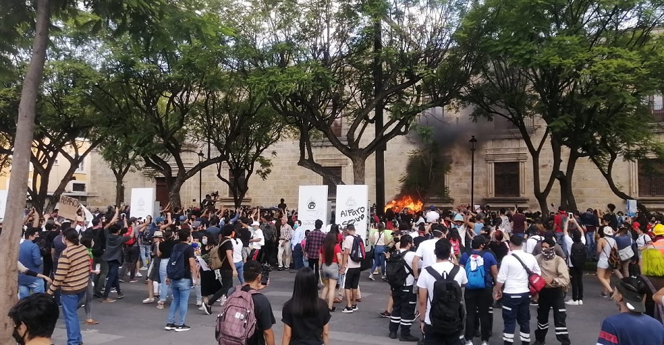 protestan en Jalisco contra el abuso policial