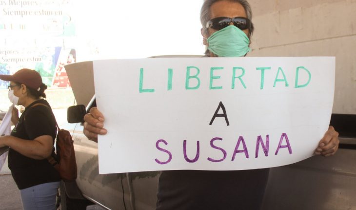 translated from Spanish: Activists call for the release of Susana Prieto; AMLO orders you to review your case