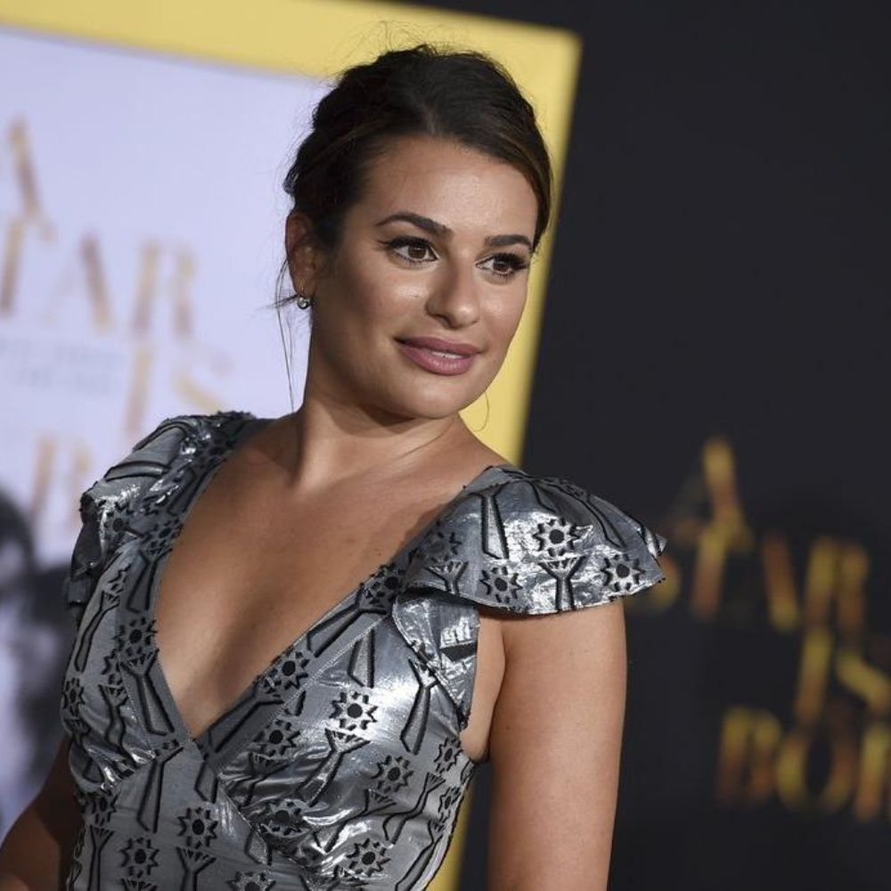 Lea Michele apologizes for her behavior on the Glee series