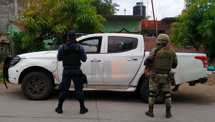 Aseguran 195 cartuchos, cargadores y un vehículo en Parácuaro, Michoacán