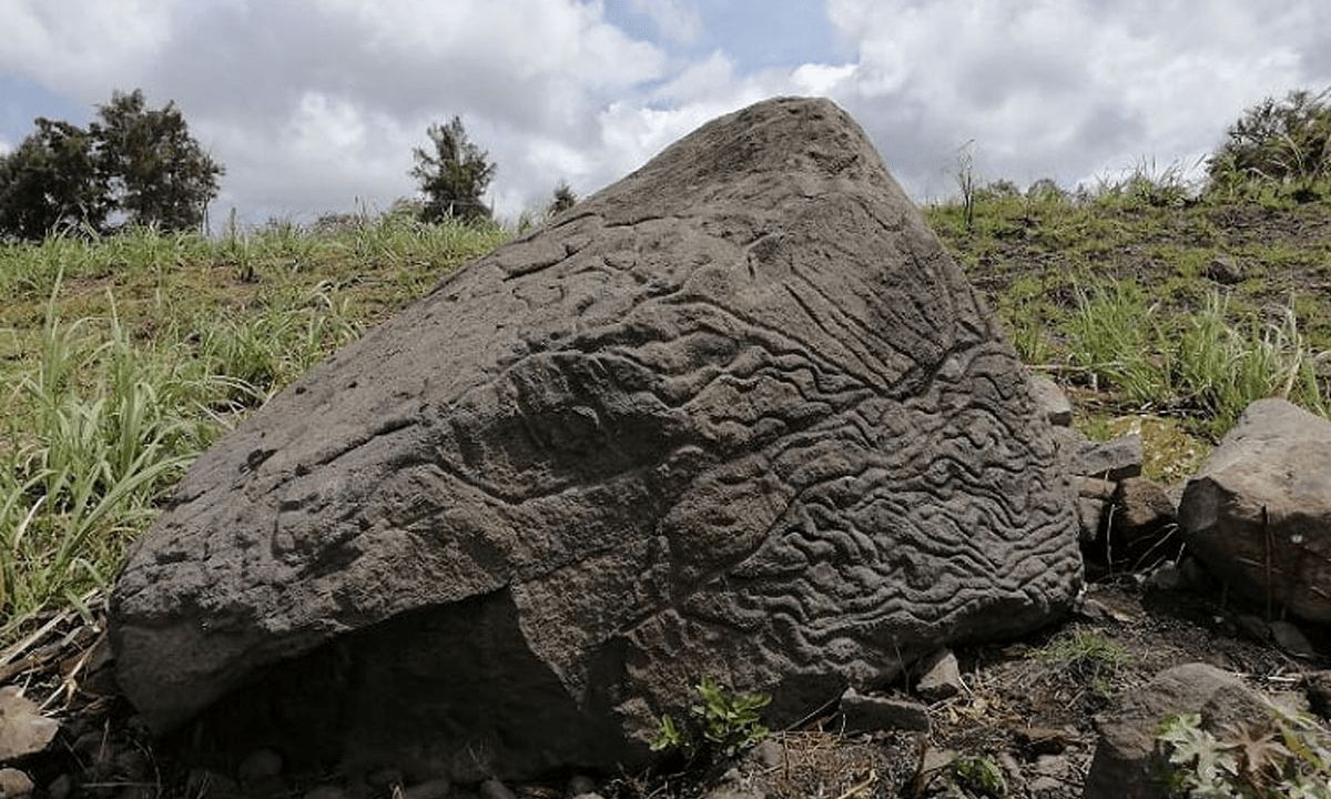 They find a petroglyph that was used as a pre-Hispanic map, in Colima