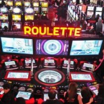 “Una campaña desbocada y descomunal”: Diputado González (PPD) denuncia lobby de las empresas de Casinos para influir en la futura legislación y salvar al grupo Enjoy