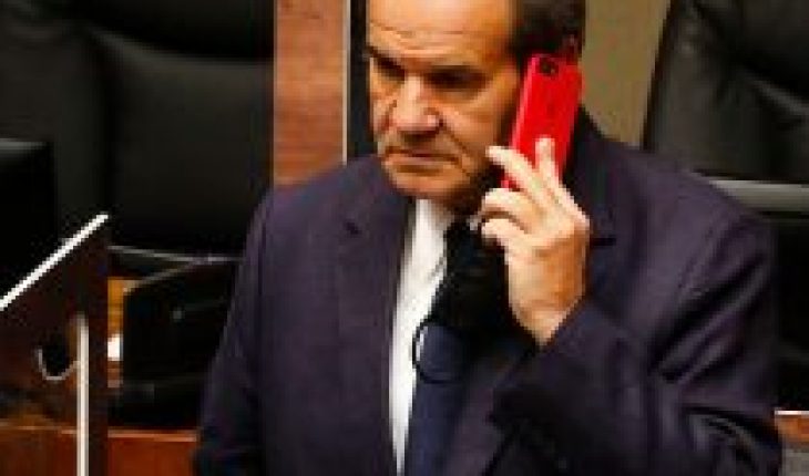 Allamand sigue presionando por cambio de gabinete y asegura que Piñera “debe confirmar o reemplazar al equipo político” antes de la Cuenta Pública