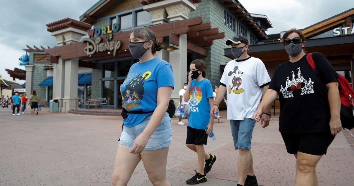 Así es la "nueva normalidad" de los parques de Disney que reabrieron en Orlando