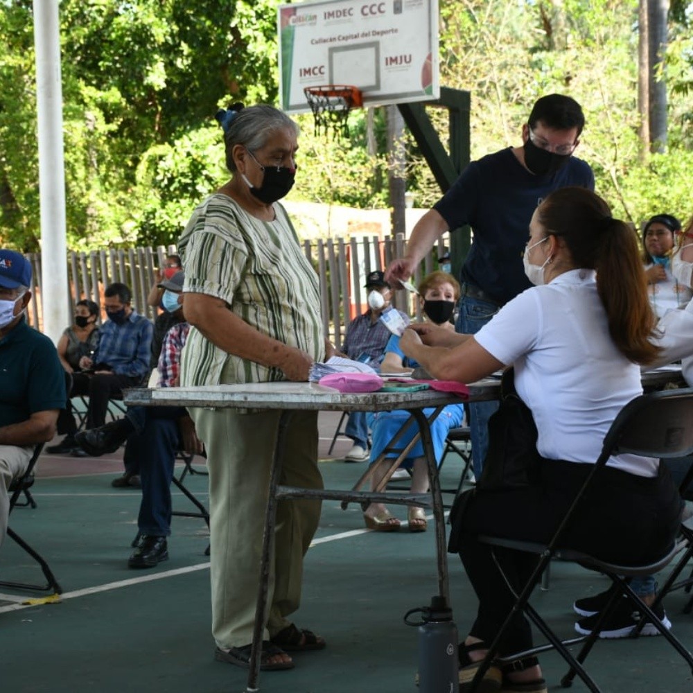 Cambian medidas en entrega de apoyos a adultos mayores en Culiacán