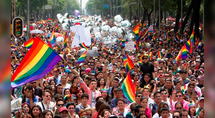 Congreso de CDMX prohíbe "terapias de conversión homosexual"