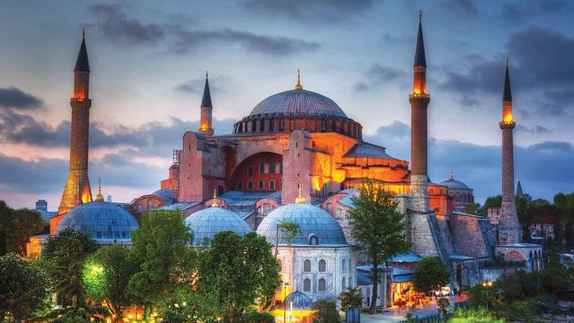 Consternación internacional ante decisión turca de reconvertir Hagia Sophia de museo a mezquita
