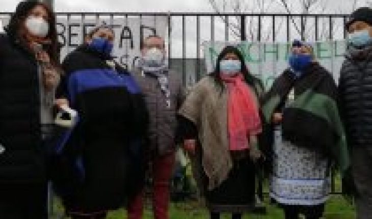Diputados de oposición visitaron al machi Celestino Córdova y piden al Gobierno acoger sus demandas