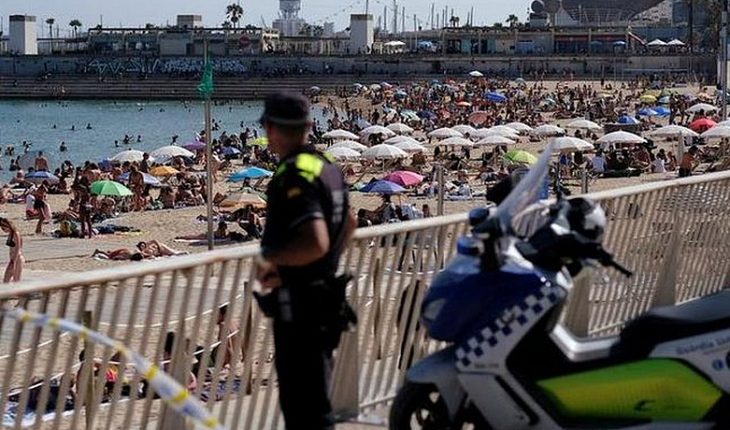 España retrocede y reconfina a 200,000 personas por COVID-19