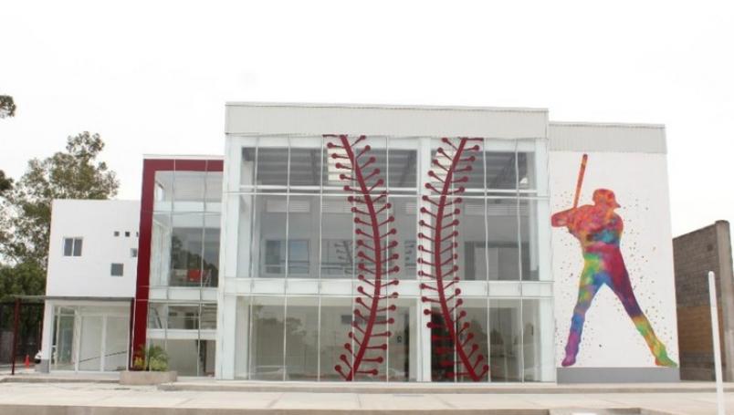 México paga 70 millones de pesos en escuela de beisbol en Texcoco