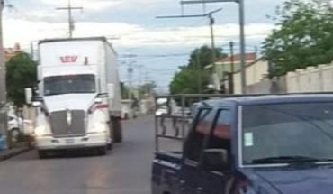 Motociclista de Escuinapa es embestido por camioneta