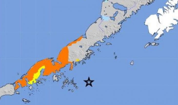 Sismo de 7.8 grados causa alerta de Tsunami en Alaska; hay evacuados