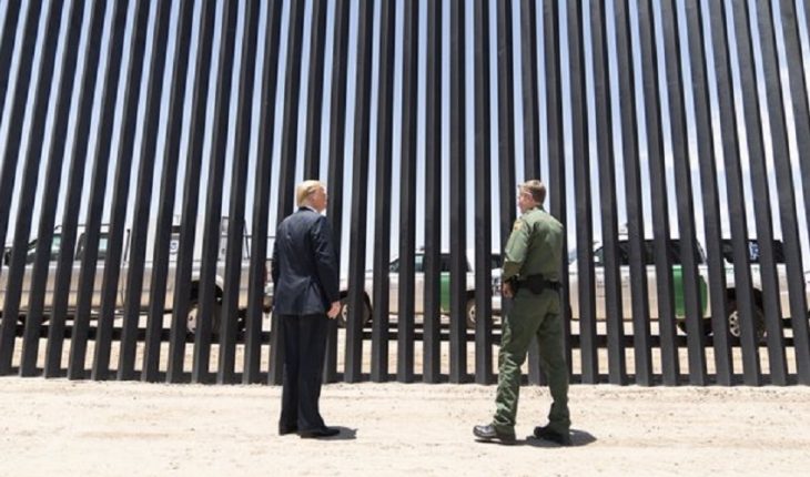 Trump presume su muro fronterizo previo a visita de AMLO a EU