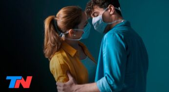 Video: El 43% de las parejas que quedaron aisladas por el coronavirus rompió la cuarentena para tener sexo