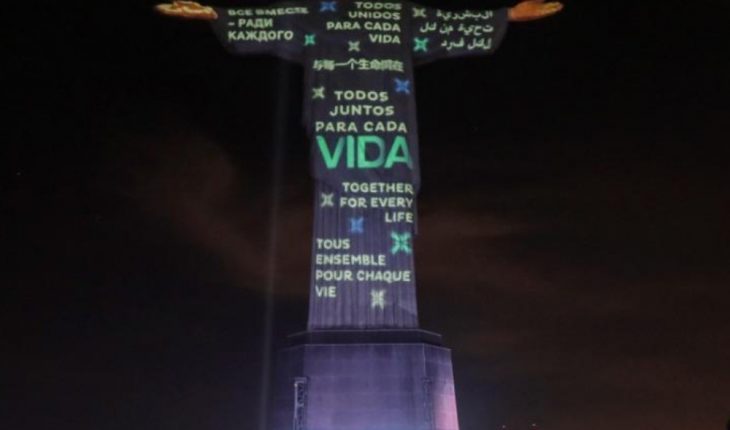 translated from Spanish: “All together for every life”: Christ the Redeemer pays tribute again to the victims of the coronavirus