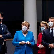 EU extends summit to Sunday after stalemate over coronavirus recovery plan