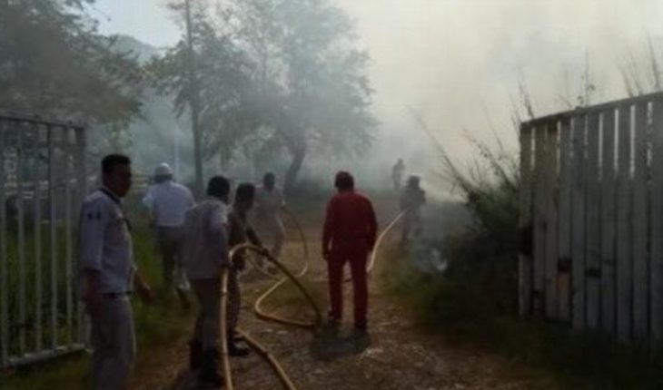 translated from Spanish: It operates Pemex pipeline in Veracruz; there are 5 injured