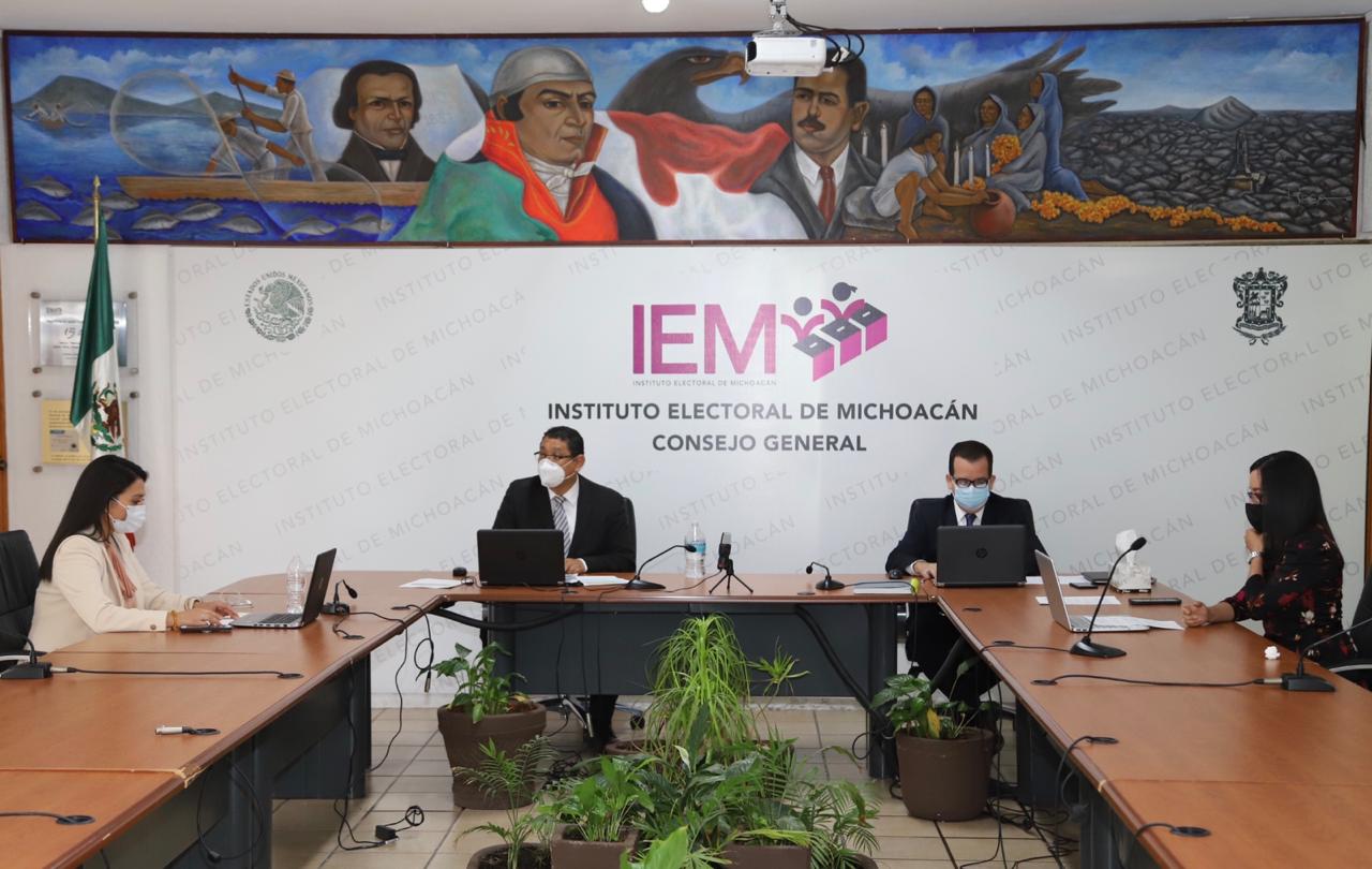 Ignacio Hurtado y Carol Arellano toman protesta como nuevos consejero presidente y consejera electoral del IEM