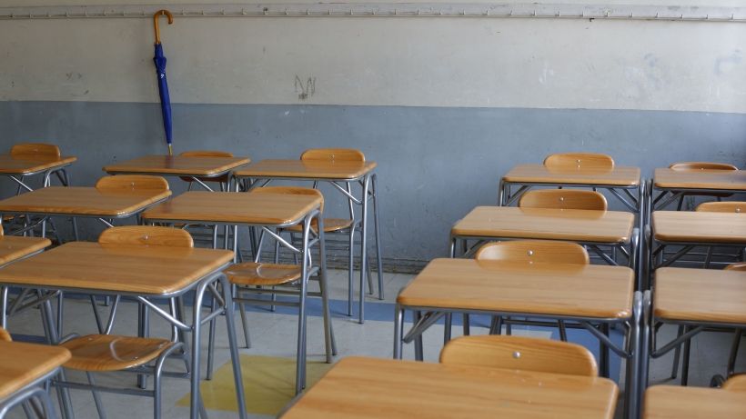 Ministro Figueroa sobre año escolar: "no corresponde hoy día anticiparse a un cierre"