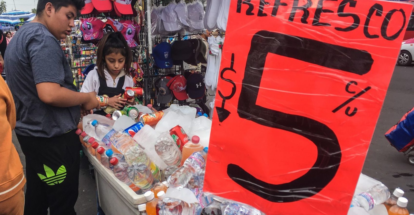 Oaxaca prohibirá venta de productos 'chatarra' a menores de edad