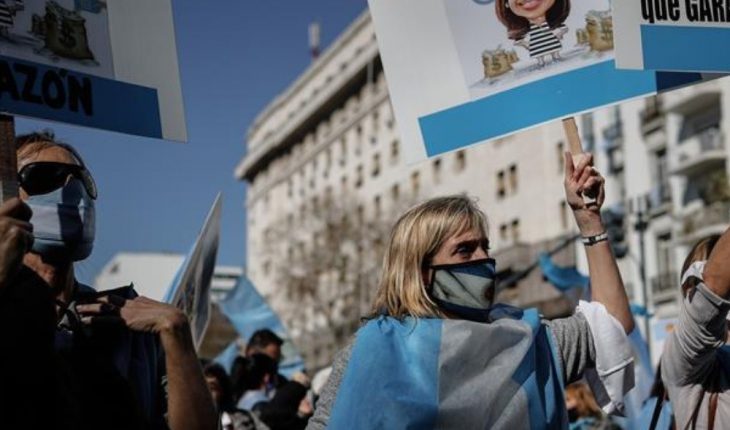 Polémico proyecto de reforma judicial avanza en Argentina, aunque con cambios