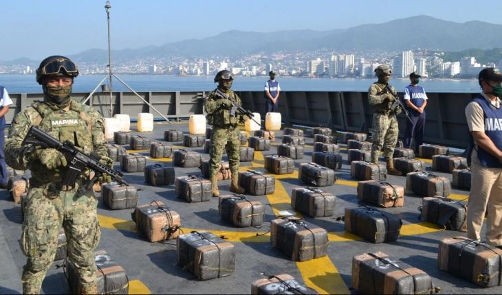 Semar asegura 2.2 toneladas de cocaína al sureste de Acapulco