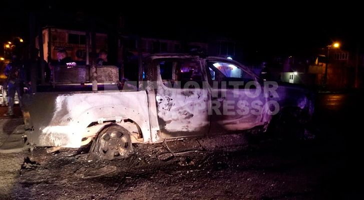 Comuneros burn patrols and assault policemen for alleged old anges, Hidalgo City