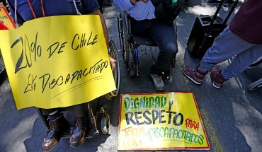 translated from Spanish: Criticize indication that seeks to reduce quotas for persons with disabilities at the Constituent Convention