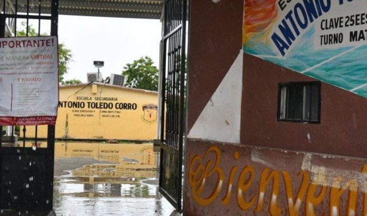translated from Spanish: During the Covid-19 pandemic, schools at all three levels have been damaged in Mazatlan