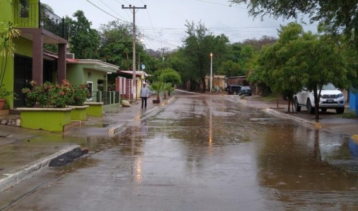 translated from Spanish: In San Ignacio villagers complain about blackouts and power outages