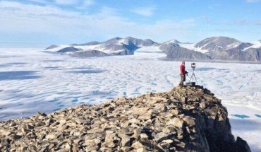 translated from Spanish: Last intact ice shelf in Canada breaks