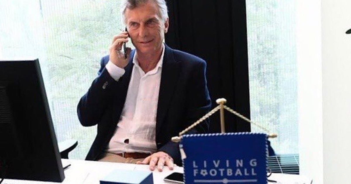 Macri reported from Switzerland and showed off working in FIFA