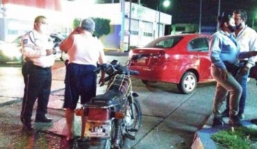 translated from Spanish: Motorcyclist injured after crash against car in Culiacan