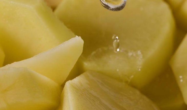 translated from Spanish: Potato water benefits for your health and how it is prepared