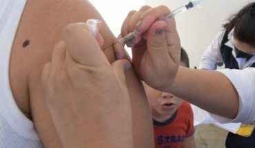 translated from Spanish: Vaccines arrive in Mazatlan colonies to protect children