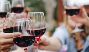 ¿El vino puede mitigar los síntomas del Covid-19?