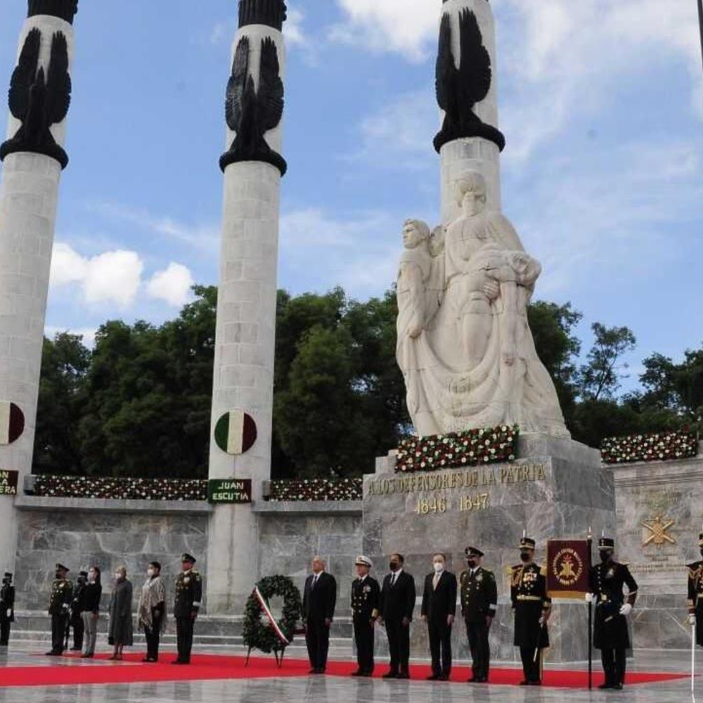 AMLO encabeza ceremonia en homenaje a Niños Héroes de Chapultepec