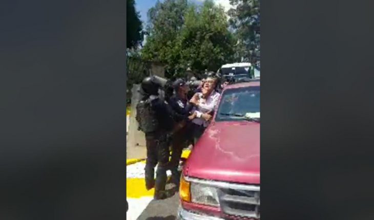 Campesinos transmiten en vivo agresión por Policía de Michoacán (Video)