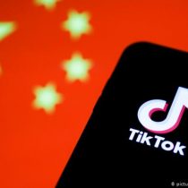 China insta a EE.UU. a “detener intimidación” contra TikTok y WeChat